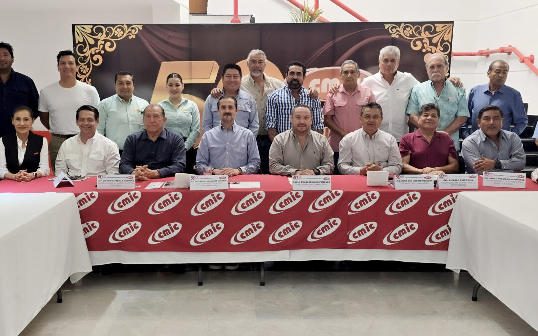 Presentan Informe Semestral en el Desayuno Informativo